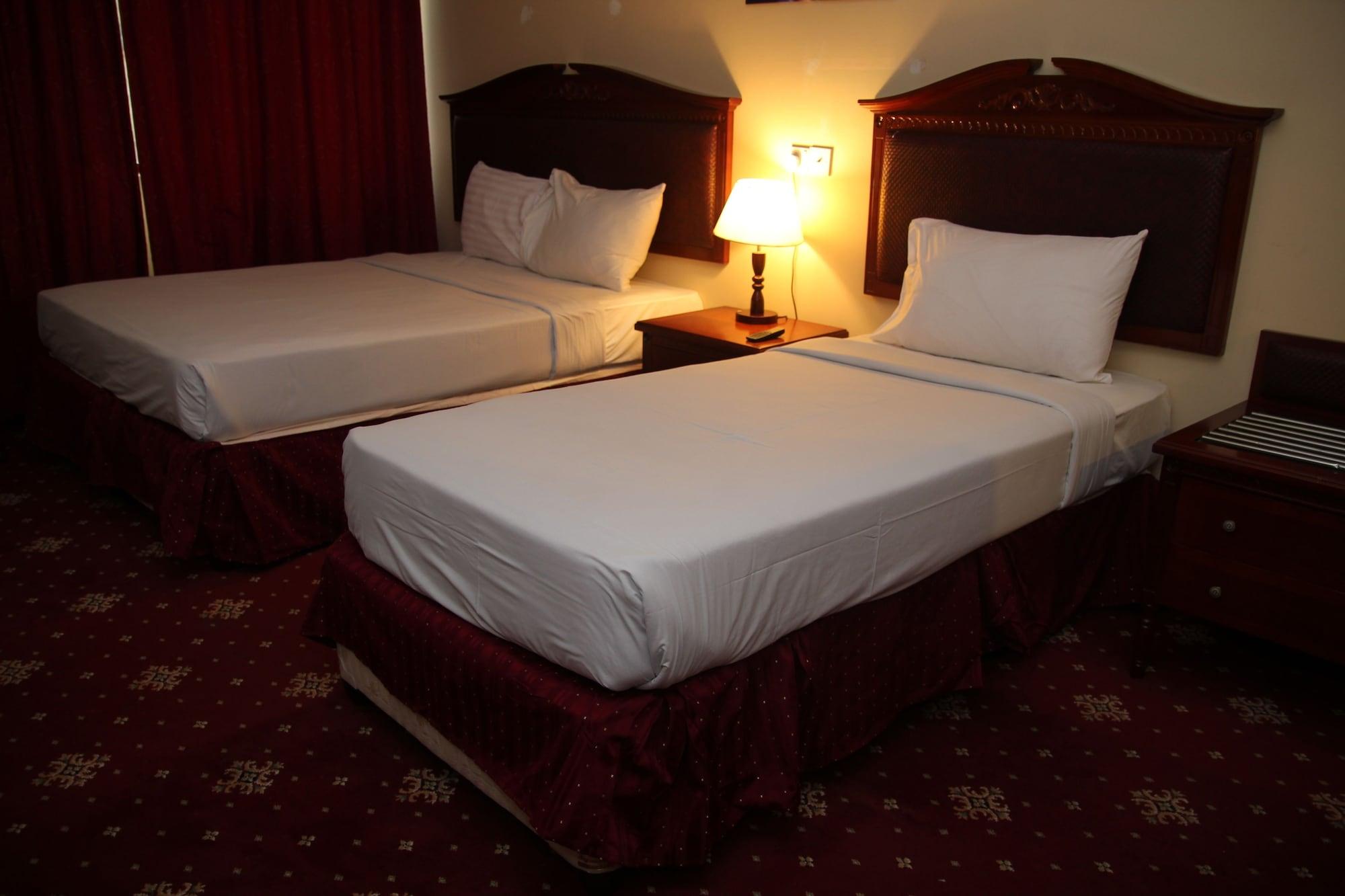 Mount Royal Hotel Дубай Экстерьер фото