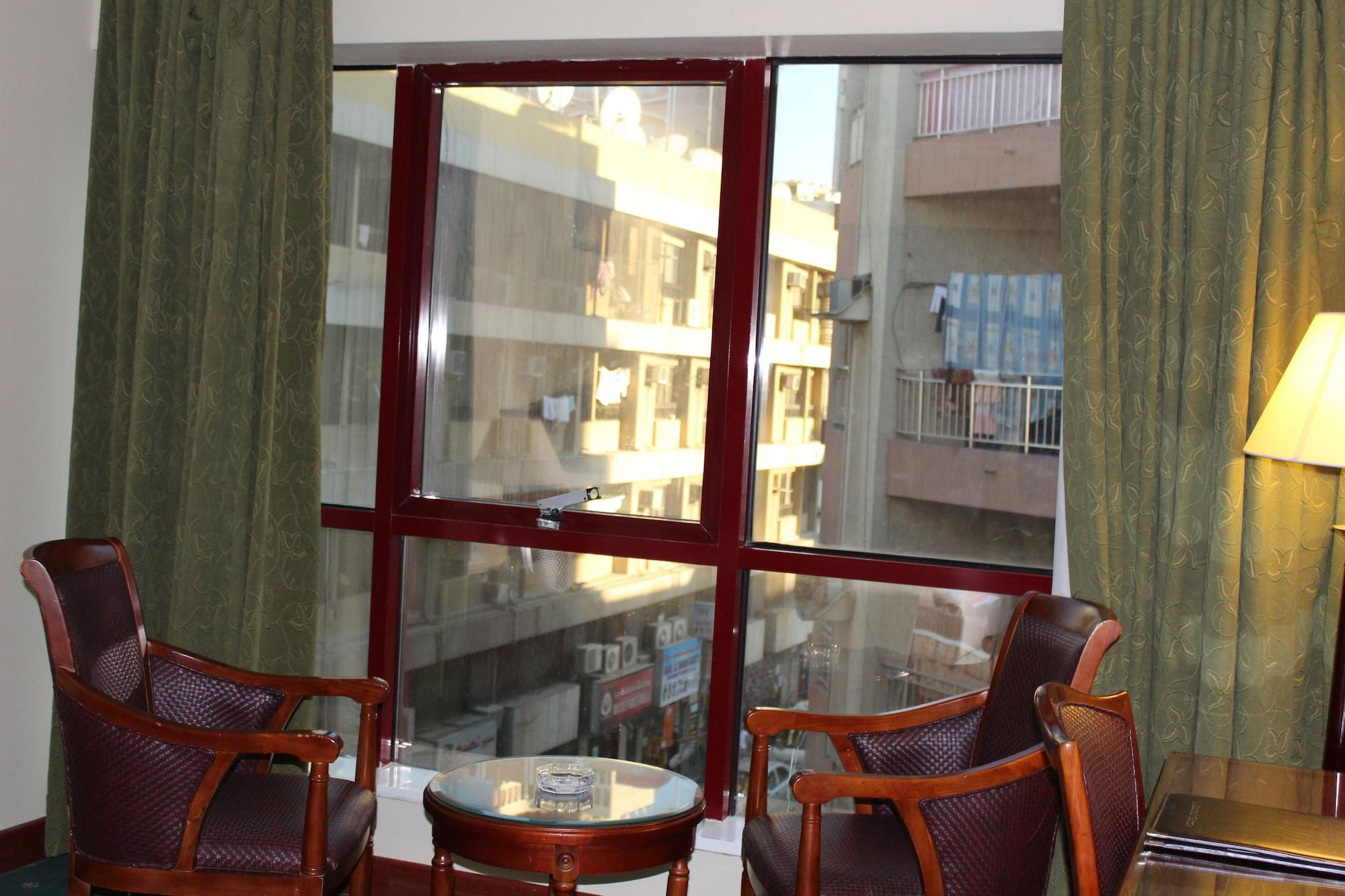 Mount Royal Hotel Дубай Экстерьер фото
