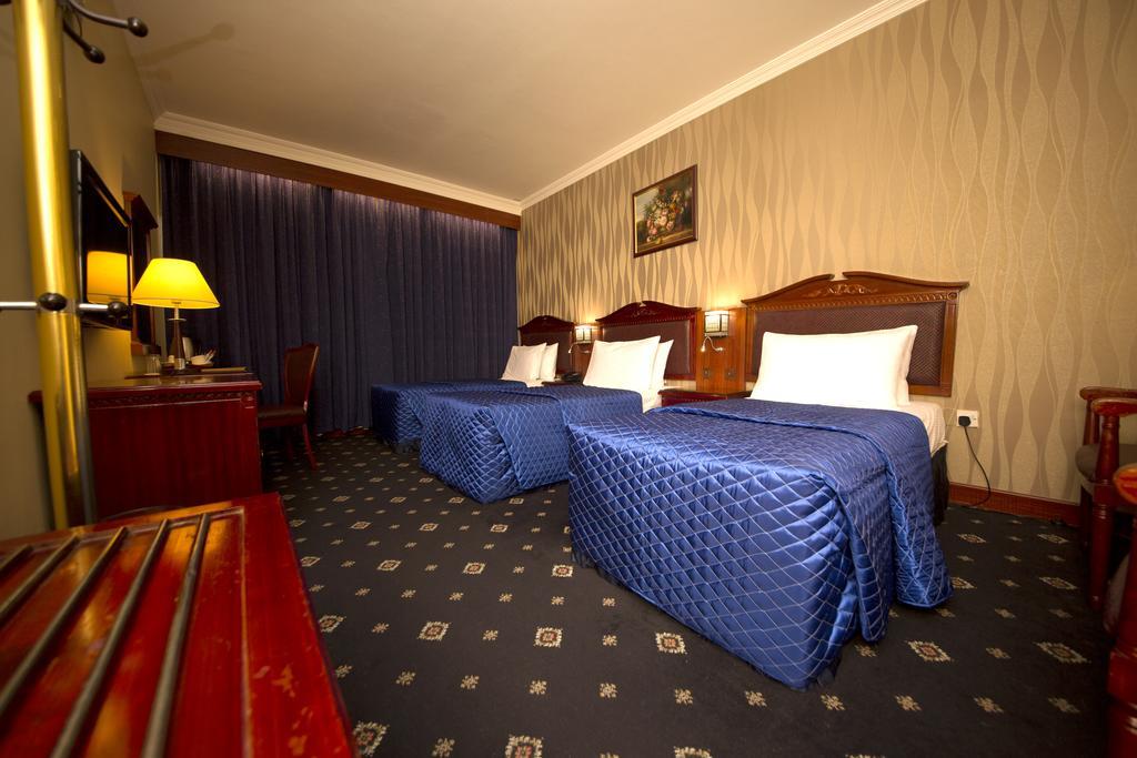 Mount Royal Hotel Дубай Экстерьер фото