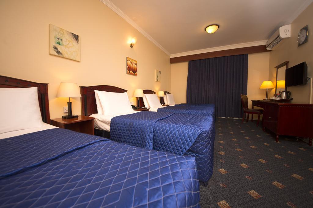 Mount Royal Hotel Дубай Экстерьер фото