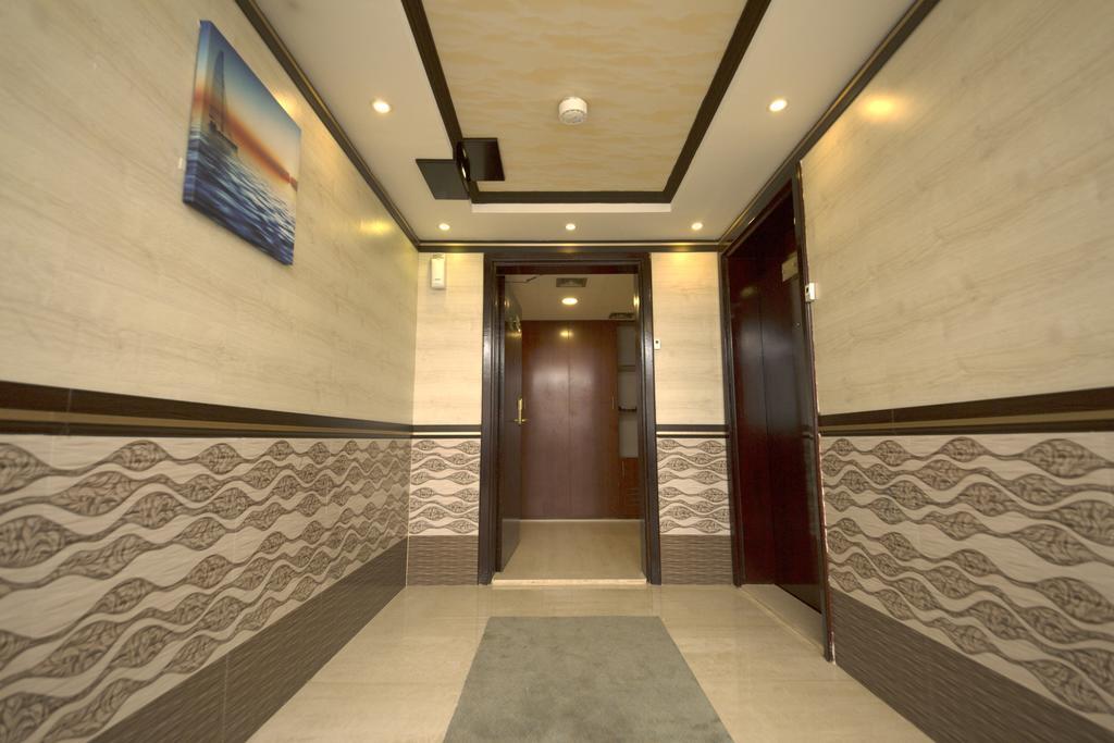 Mount Royal Hotel Дубай Экстерьер фото